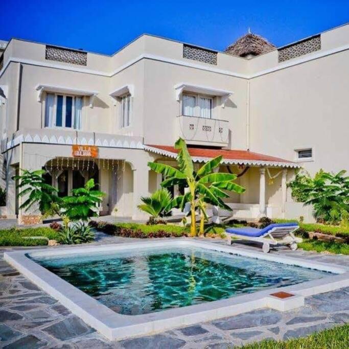 White Villa - Paparemo Beach Watamu Buitenkant foto