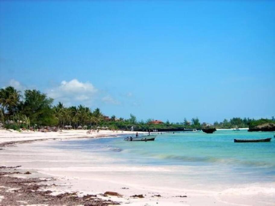 White Villa - Paparemo Beach Watamu Buitenkant foto