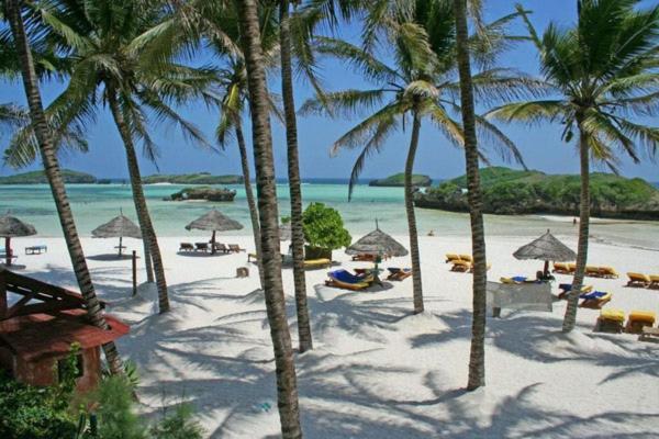 White Villa - Paparemo Beach Watamu Buitenkant foto